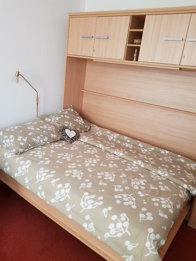 Red Rose Apartment Moravske-Toplice Eksteriør bilde
